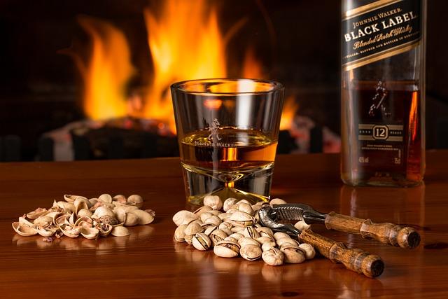 2. A Whisky with Rich Aromas: ‍Exploring the Sensory Delights of Balvenie Doublewood⁢ 12