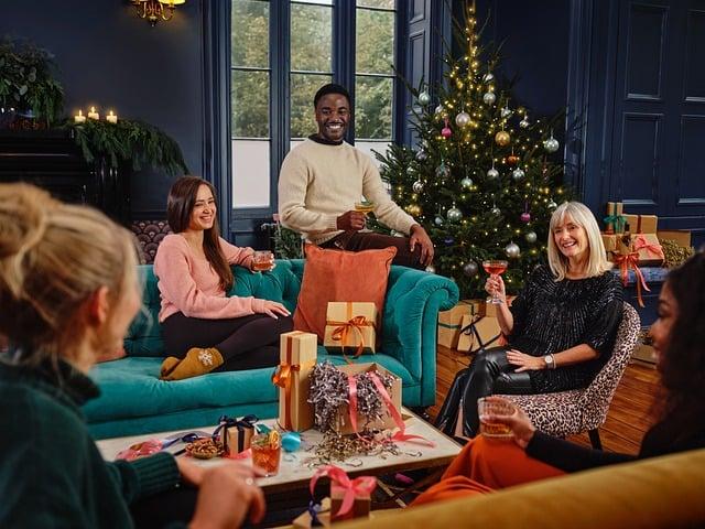 7.‍ Enhancing the Whisky Experience:⁣ Uncovering the‍ Optimal Glassware and Serving Techniques for Glenfiddich 18 and Glenlivet 18