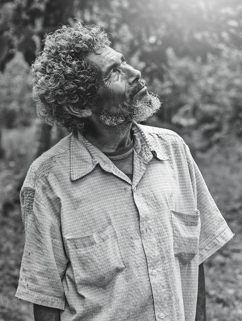 Crown Royal vs Forty Creek: Canadian Crown Showdown 5 4. The Age Matters: Exploring the Impact of Maturation on Flavor