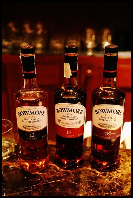 - A Closer Look at the Age-Worthiness of Bowmore 12⁣ and Highland Park 12