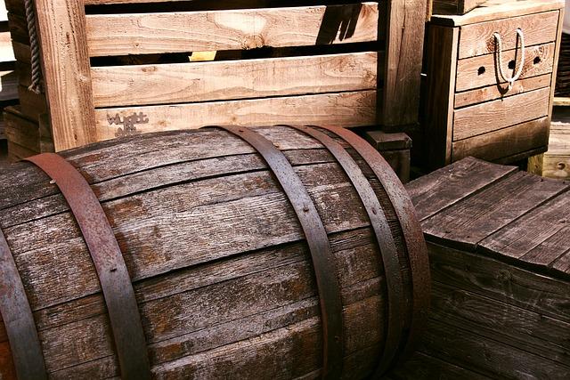 Yellow Spot 12: Pot Still Brilliance Unleashed 2 - Perfecting the Art of Maturation: How Oak Casks Enhance the Whiskey's Character