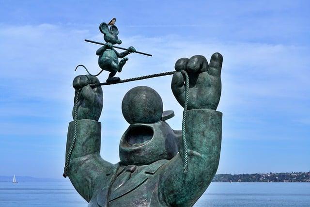 6. Balancing Act: Navigating Caloric Content in Whiskey Cocktails and Mixers