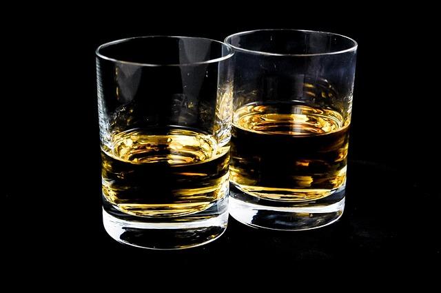 Enhancing Your Whiskey Drinking Experience After Breaking the Seal
