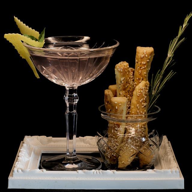 3. ‍Mixology⁢ Must-Haves: Recommended Cocktails ​for Jack Daniels No.⁣ 7 and Jack Daniels⁤ Rye
