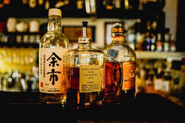 Nikka Whiskey Quest: Navigating the Japanese Spirit Realm 4 - Exploring the Distinctive Production Techniques Behind Nikka's Craftsmanship